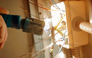 Cáp hàn là gì? Vai trò “mạch máu” trong hàn kim loại, cấu tạo – phân loại – cách chọn chuẩn kỹ thuật